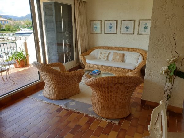 Appartement deux chambres vue Port – Image 3