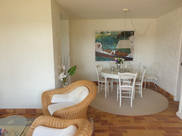 Appartement deux chambres vue Port – Image 5