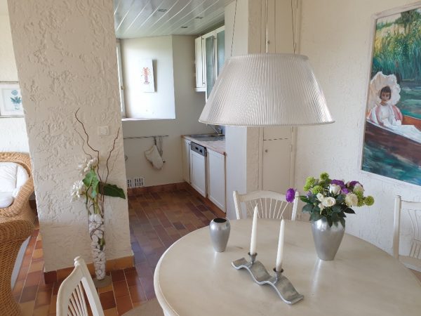 Appartement deux chambres vue Port – Image 7
