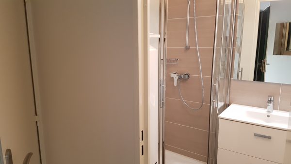 Location bel appartement 2 pièces rés. piscine et accès direct plage – Image 4