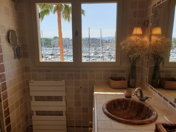 Triplex vue époustouflante sur le Golfe de saint-Tropez – Image 8