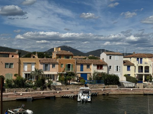 Superbe 2 pièces Port Cogolin – Image 4